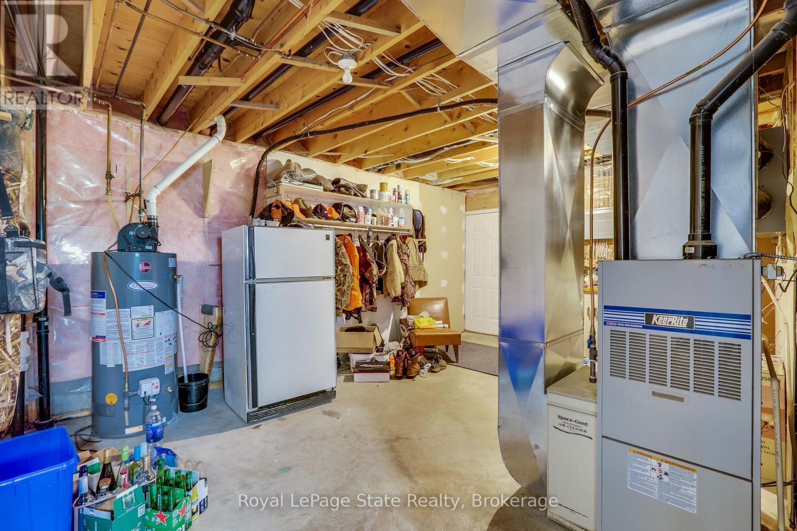 












41 CHURCH STREET W

,
Brant (Oakland),




Ontario
N0E1R0

