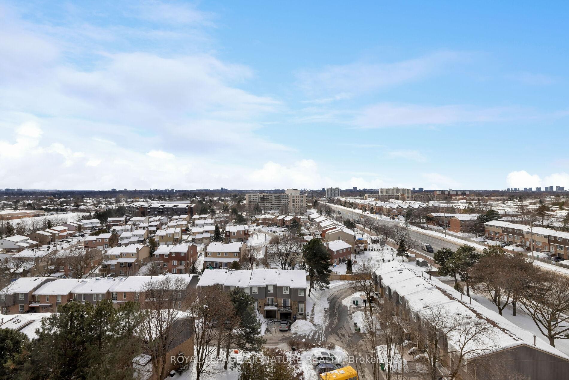 









880


Dundas

Street West, 909,
Mississauga,




ON
L5C 4H3

