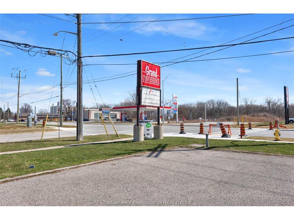 









297


Grand

Avenue,
Chatham,




ON
N7L 1W8

