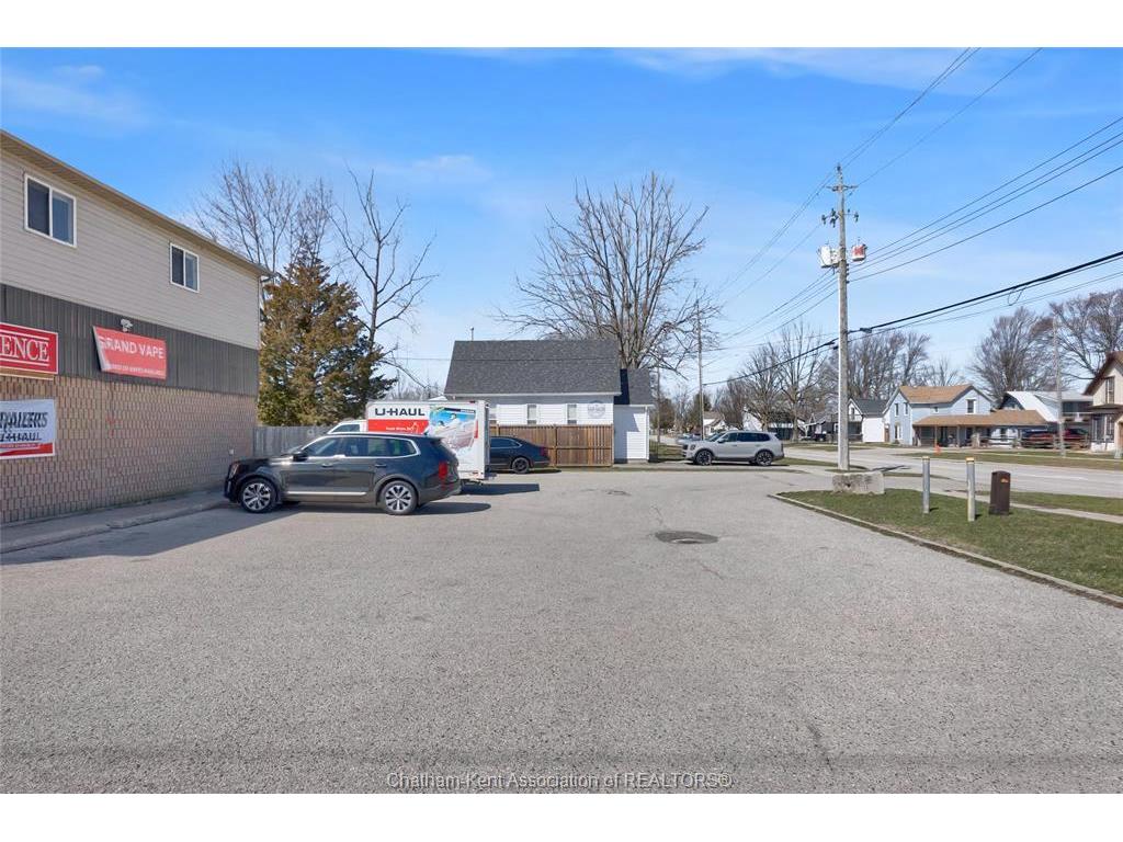 









297


Grand

Avenue,
Chatham,




ON
N7L 1W8

