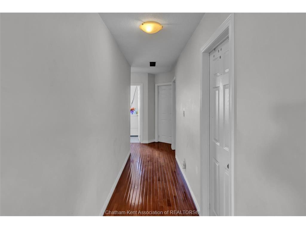 









297


Grand

Avenue,
Chatham,




ON
N7L 1W8

