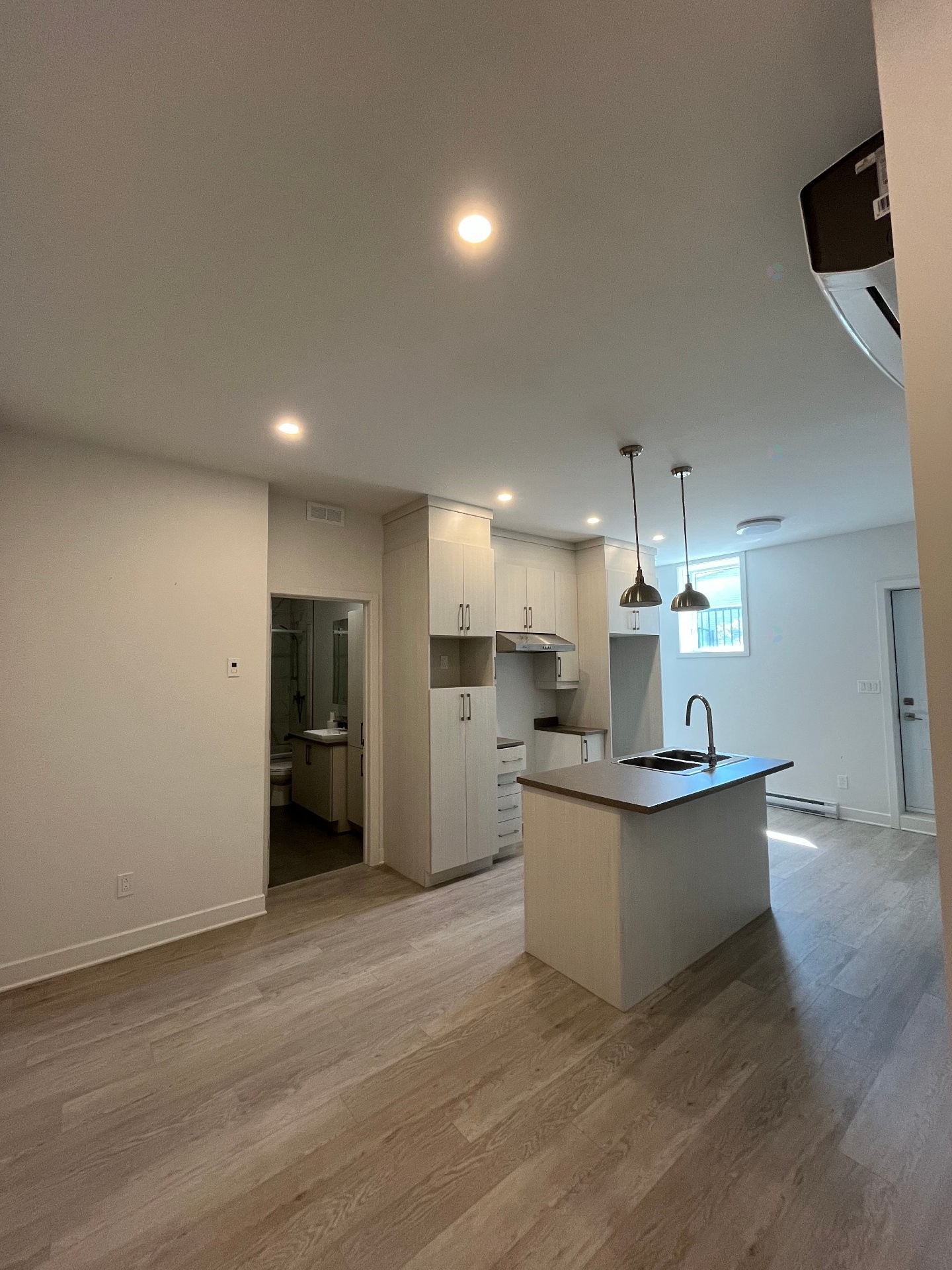 









229


Boul. de Maple Grove

, 2,
Beauharnois,




QC
J6N1L4

