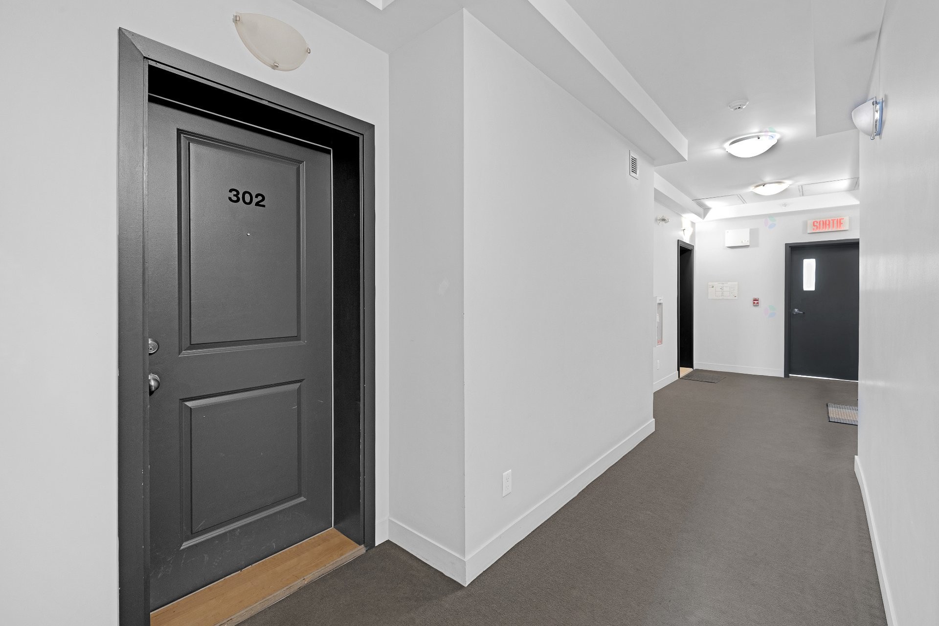 









2310


Rue Monet

, 302,
Laval (Duvernay),




QC
H7E0G1

