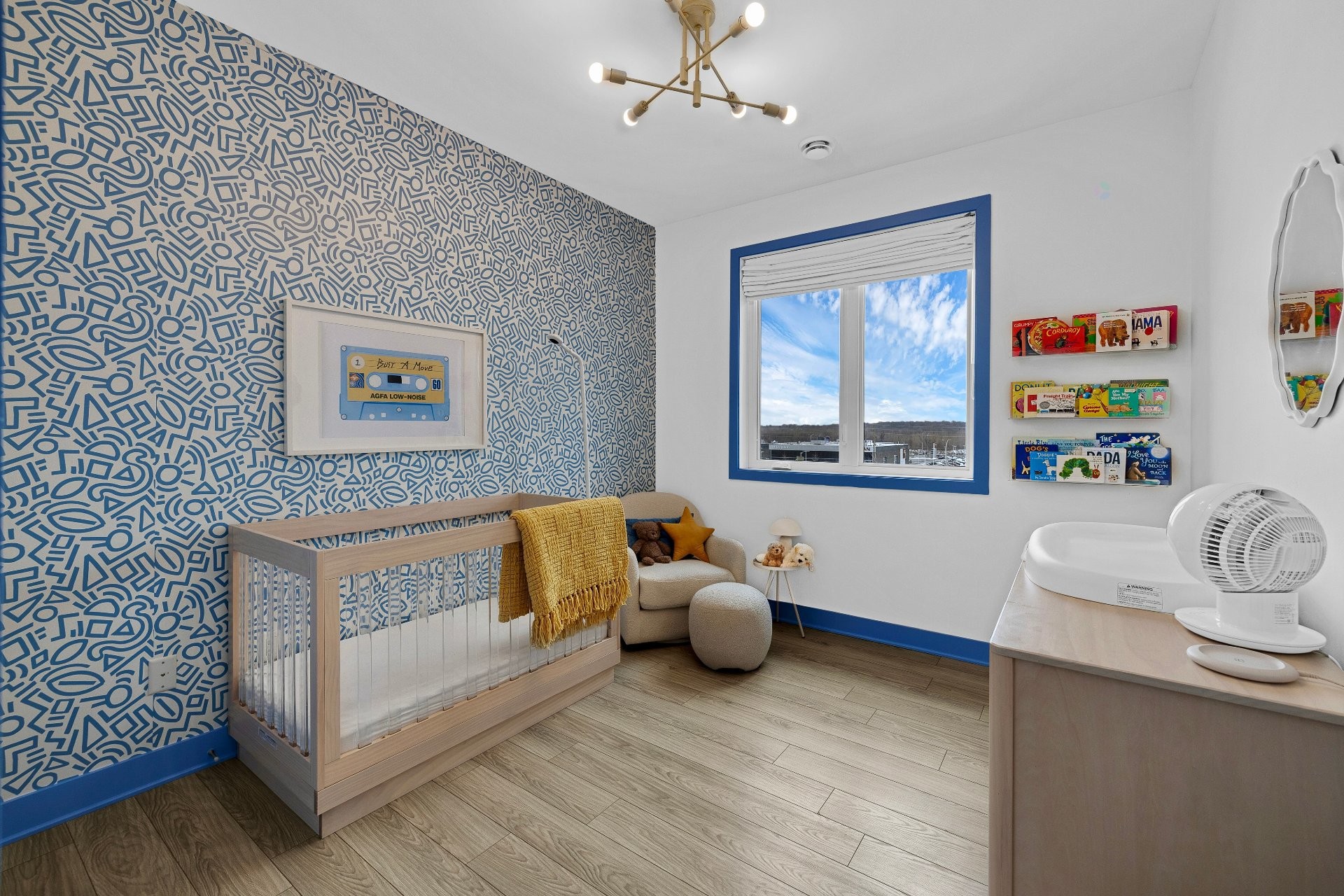 









2310


Rue Monet

, 302,
Laval (Duvernay),




QC
H7E0G1

