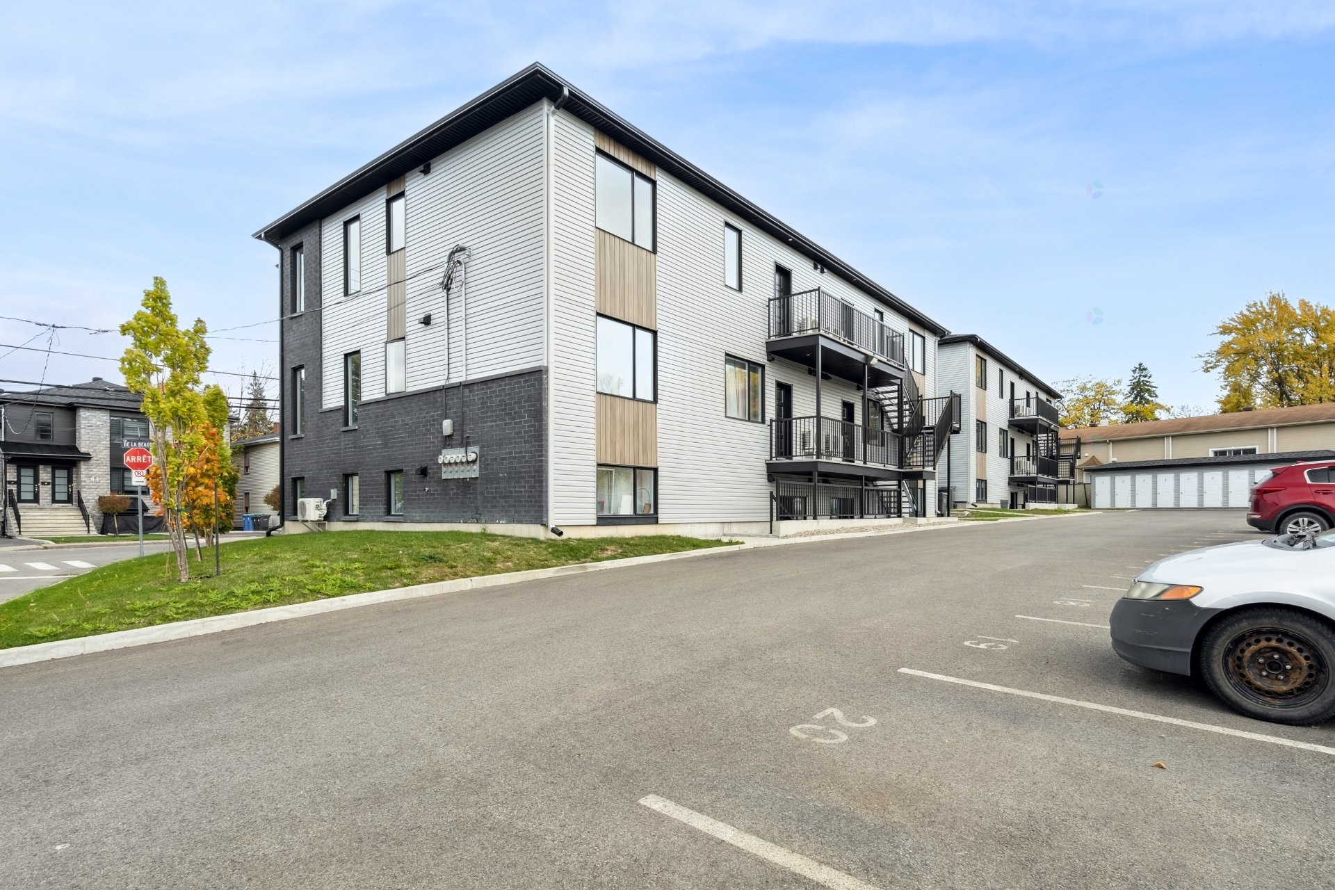 









55


Ch. de la Beauce

, 5,
Beauharnois,




QC
J6N2M5

