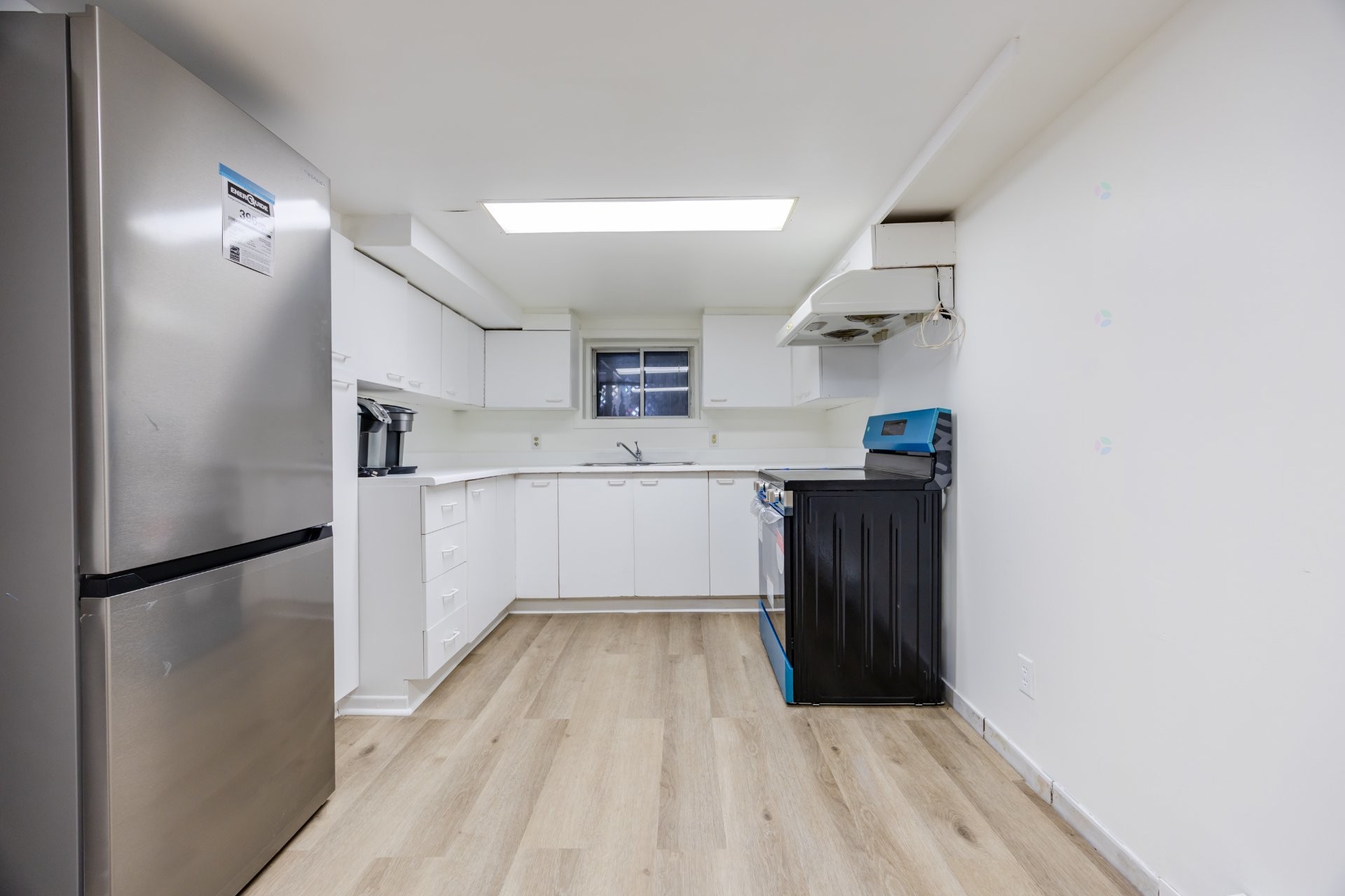 









9153


Av. Millen

,
Montréal (Ahuntsic-Cartierville),




QC
H2M1W8

