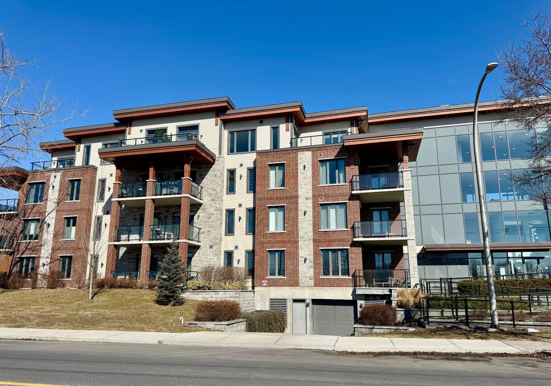 









79


Av. Elm

, 101,
Beaconsfield,




QC
H9W0A9

