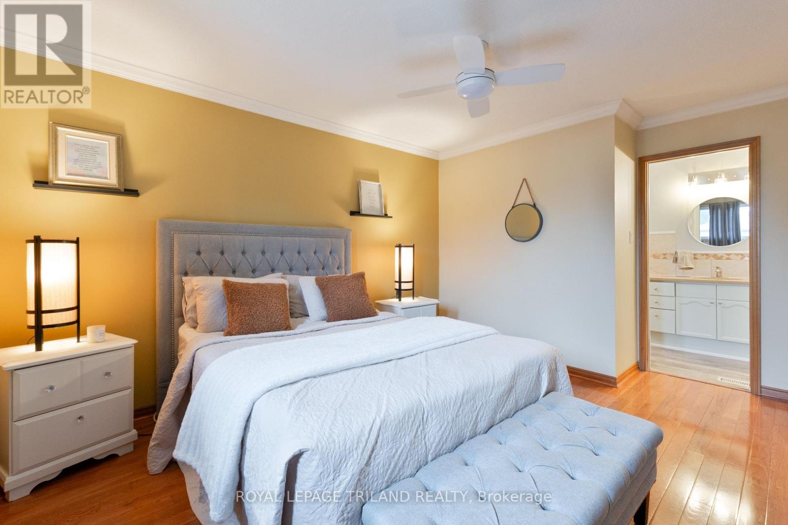 












379 SHERWOOD AVENUE

,
Central Elgin (Belmont),




Ontario
N0L1B0

