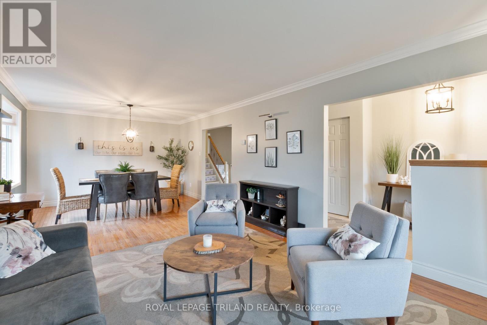 












379 SHERWOOD AVENUE

,
Central Elgin (Belmont),




Ontario
N0L1B0

