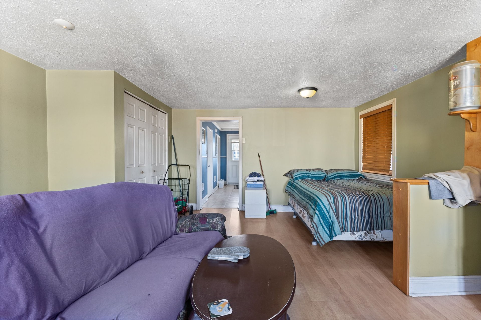 









12


Rue Charlevoix

,
Gatineau (Hull),




QC
J8X1P1

