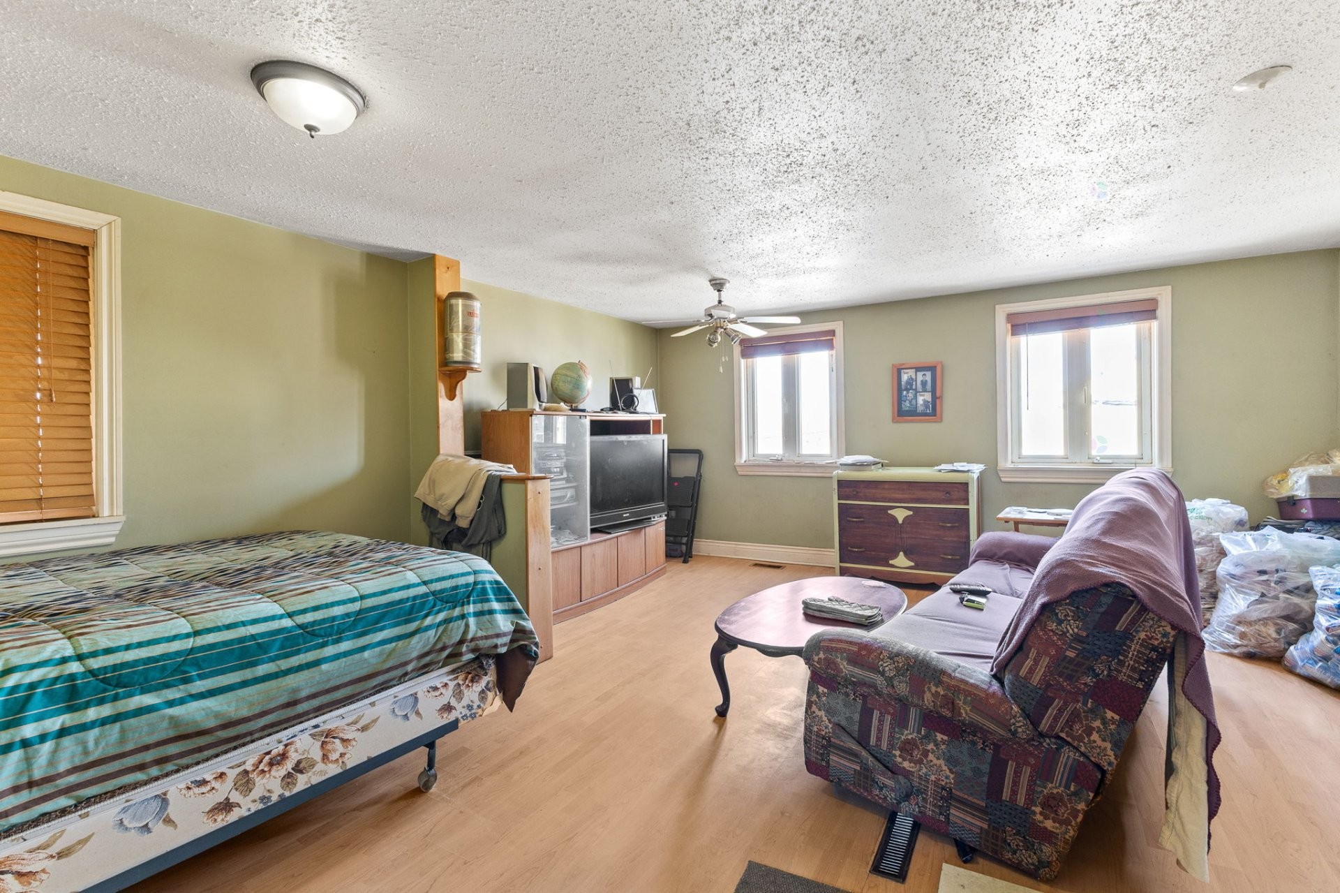 









12


Rue Charlevoix

,
Gatineau (Hull),




QC
J8X1P1

