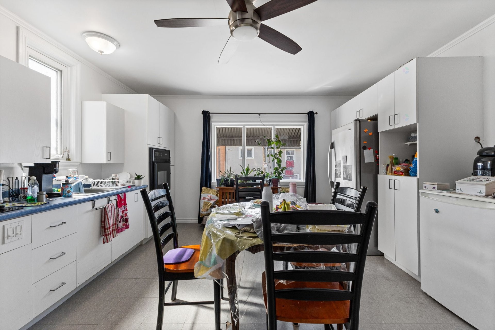









12


Rue Charlevoix

,
Gatineau (Hull),




QC
J8X1P1


