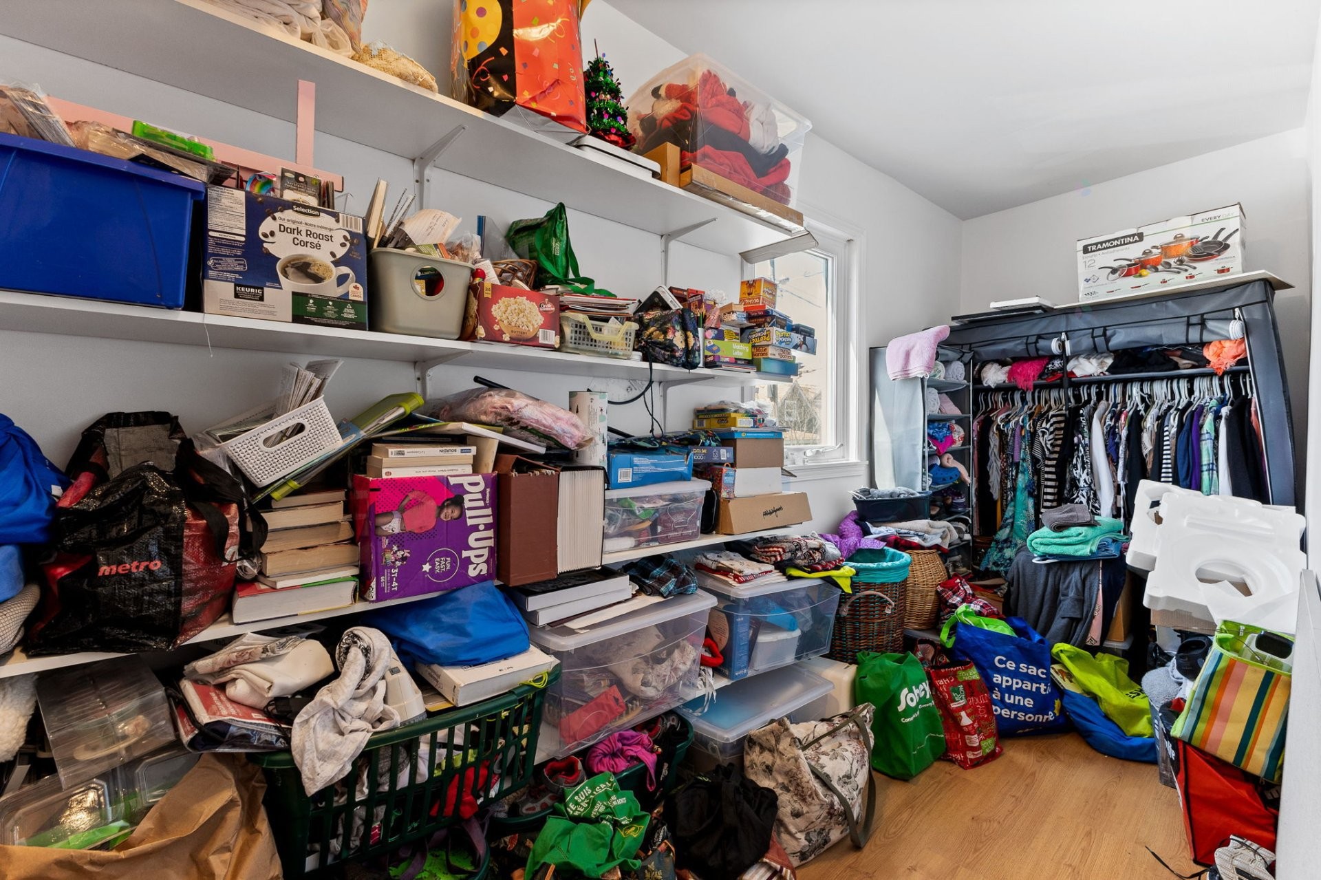 









12


Rue Charlevoix

,
Gatineau (Hull),




QC
J8X1P1

