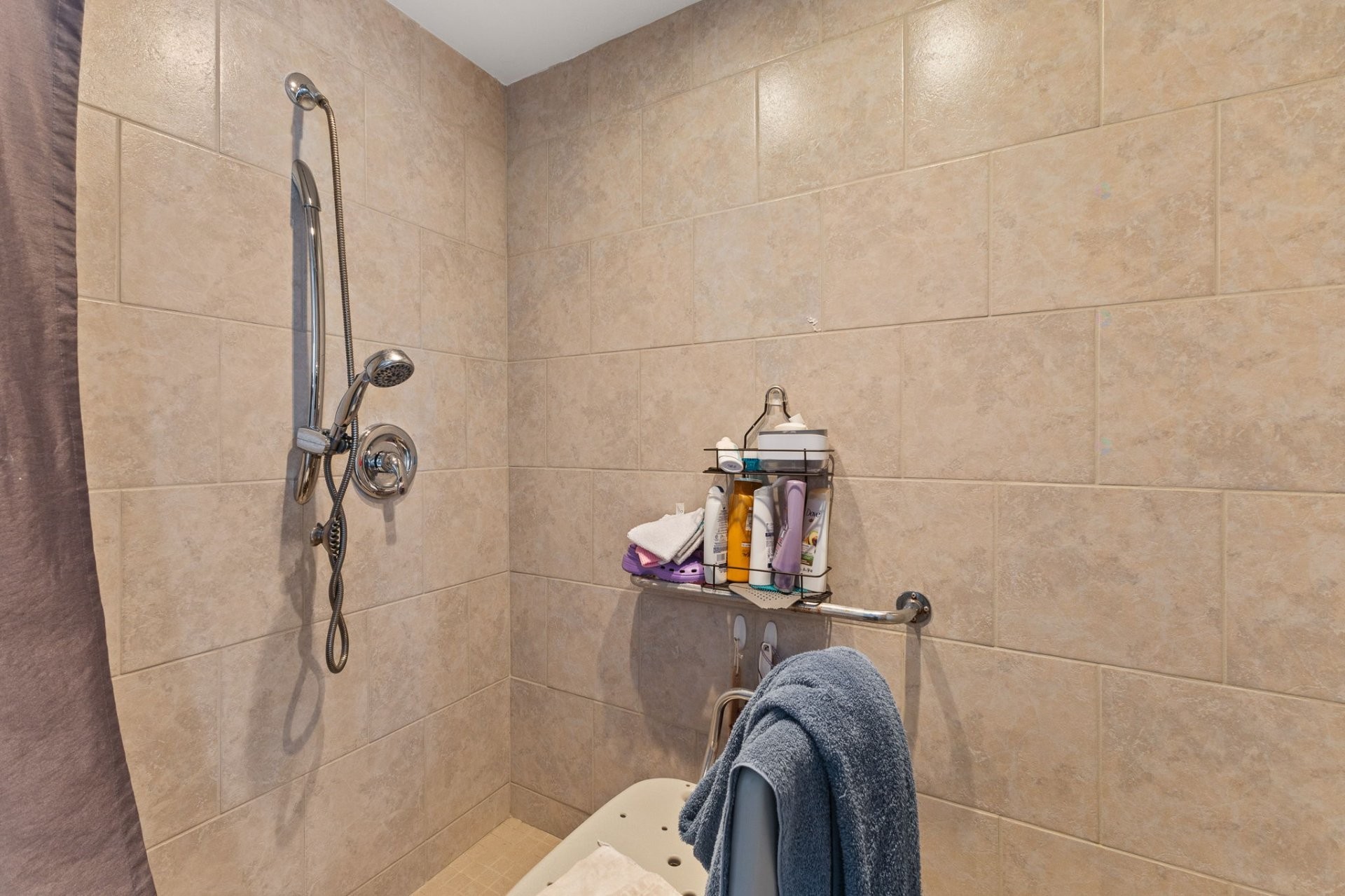 









12


Rue Charlevoix

,
Gatineau (Hull),




QC
J8X1P1

