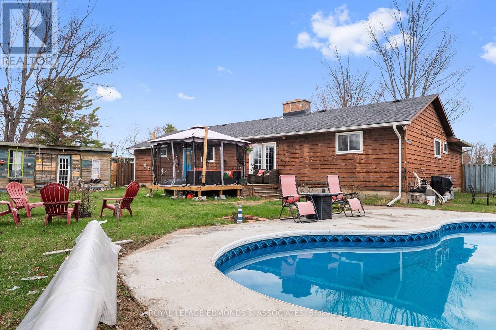 












58 HILDA STREET

,
Petawawa,




Ontario
K8H2Z5

