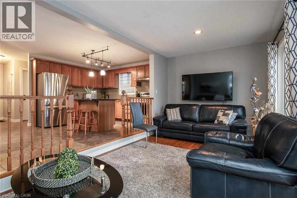 












236 DARTMOOR Crescent

,
Waterloo,




Ontario
N2K2S9

