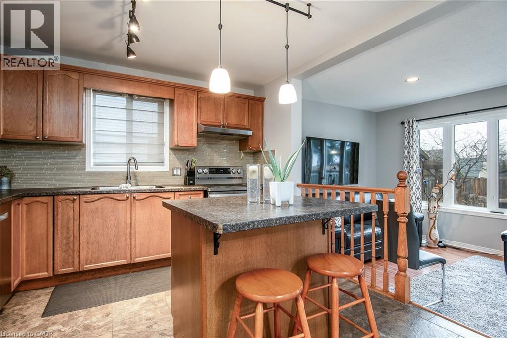












236 DARTMOOR Crescent

,
Waterloo,




Ontario
N2K2S9


