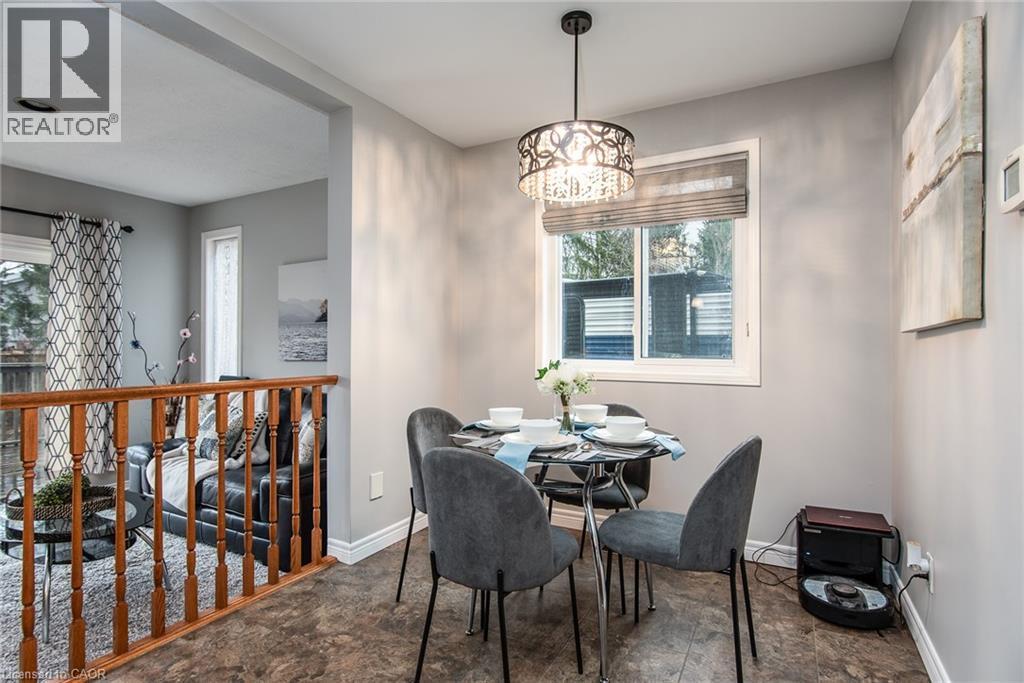 












236 DARTMOOR Crescent

,
Waterloo,




Ontario
N2K2S9

