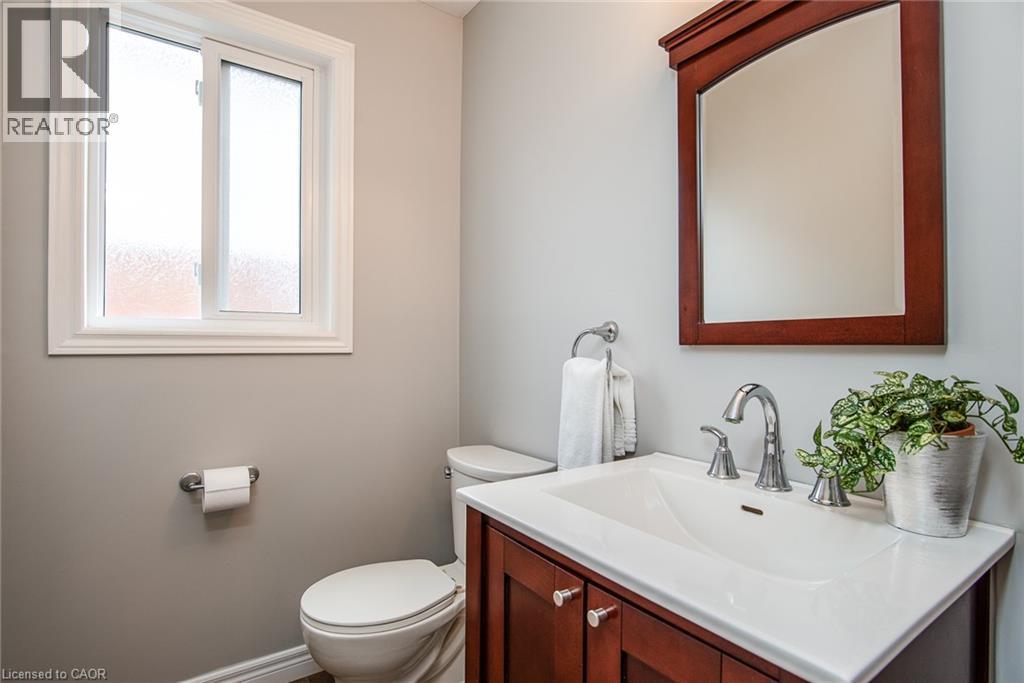 












236 DARTMOOR Crescent

,
Waterloo,




Ontario
N2K2S9

