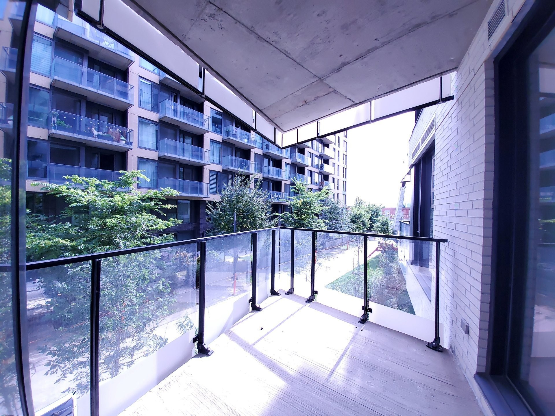 









1550


Rue des Bassins

, 220,
Montréal (Le Sud-Ouest),




QC
H3C0W5

