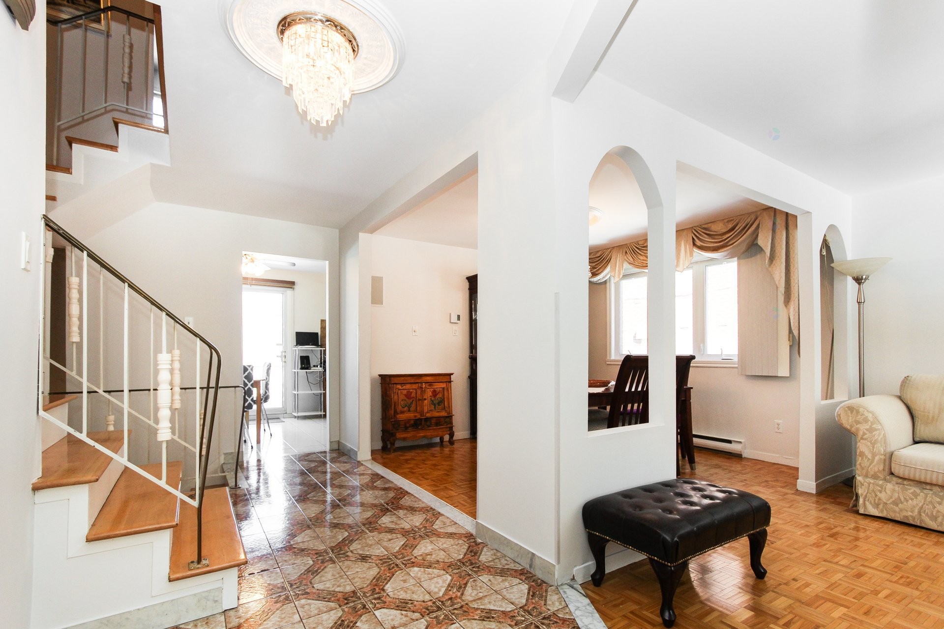 









5103


Rue Campbell

,
Laval (Chomedey),




QC
H7W4Y5

