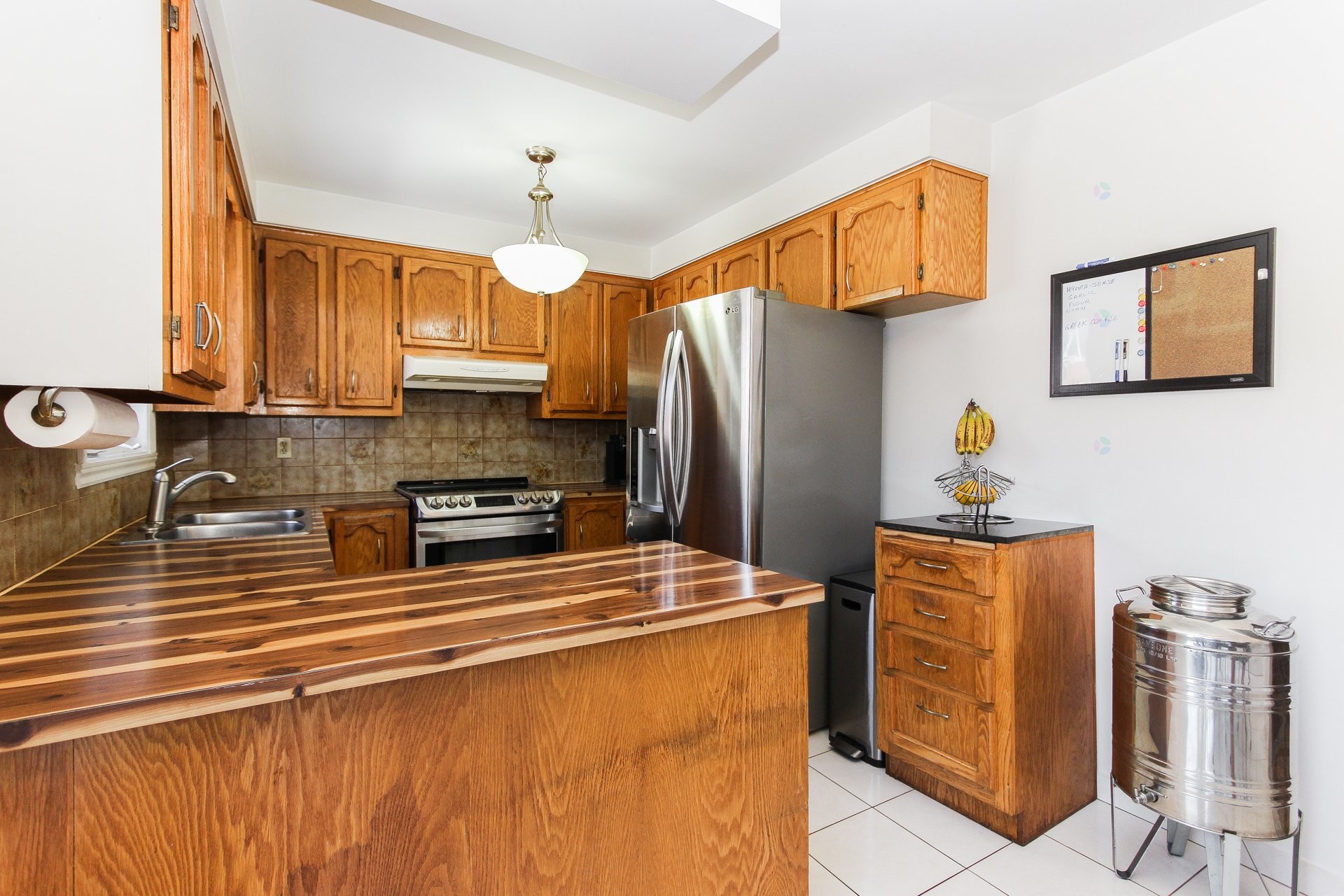 









5103


Rue Campbell

,
Laval (Chomedey),




QC
H7W4Y5

