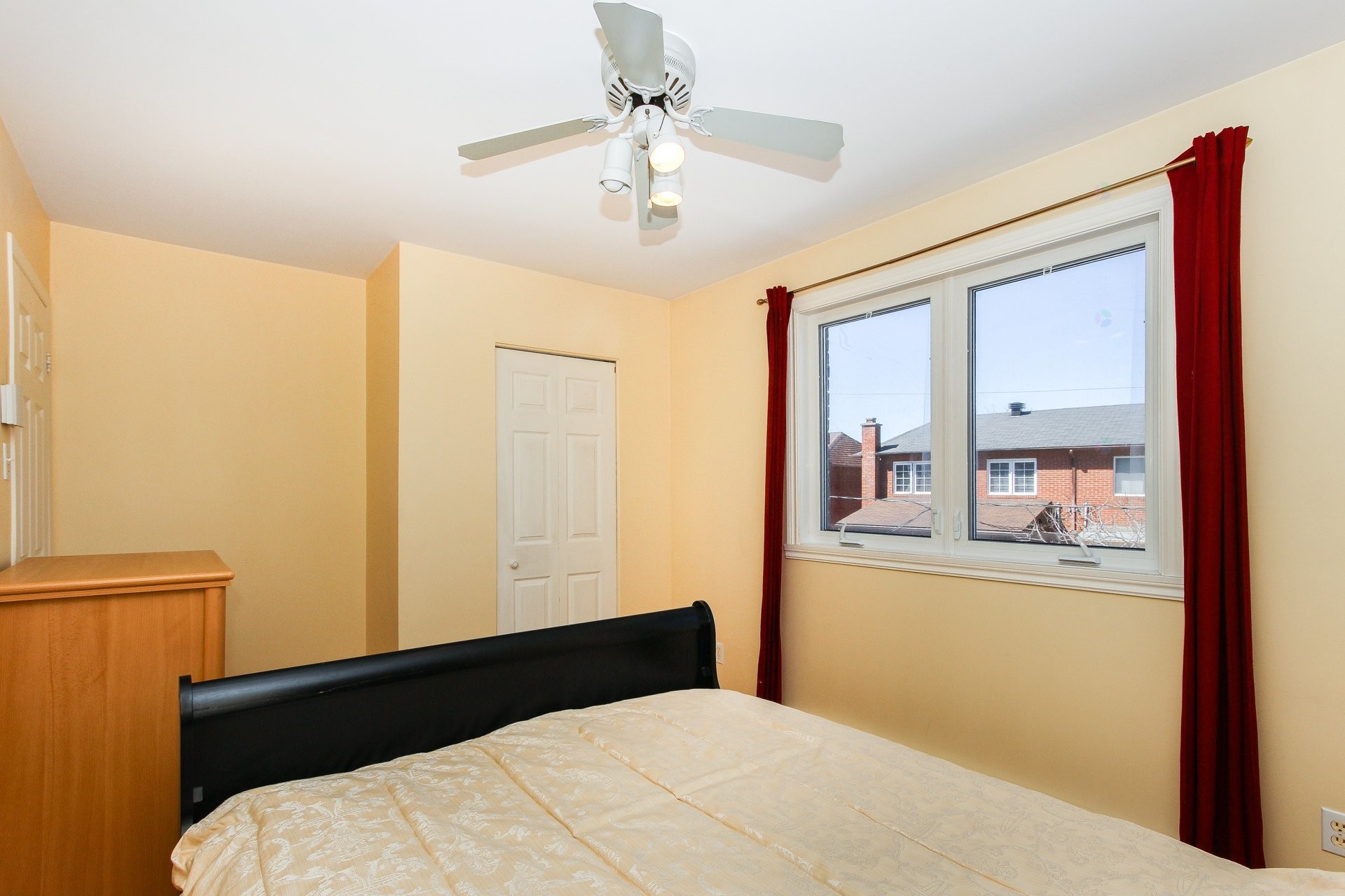 









5103


Rue Campbell

,
Laval (Chomedey),




QC
H7W4Y5

