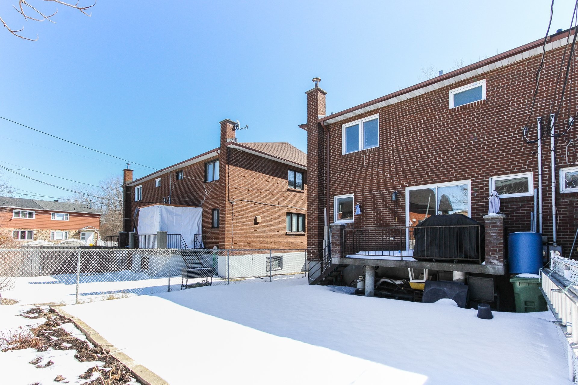 









5103


Rue Campbell

,
Laval (Chomedey),




QC
H7W4Y5


