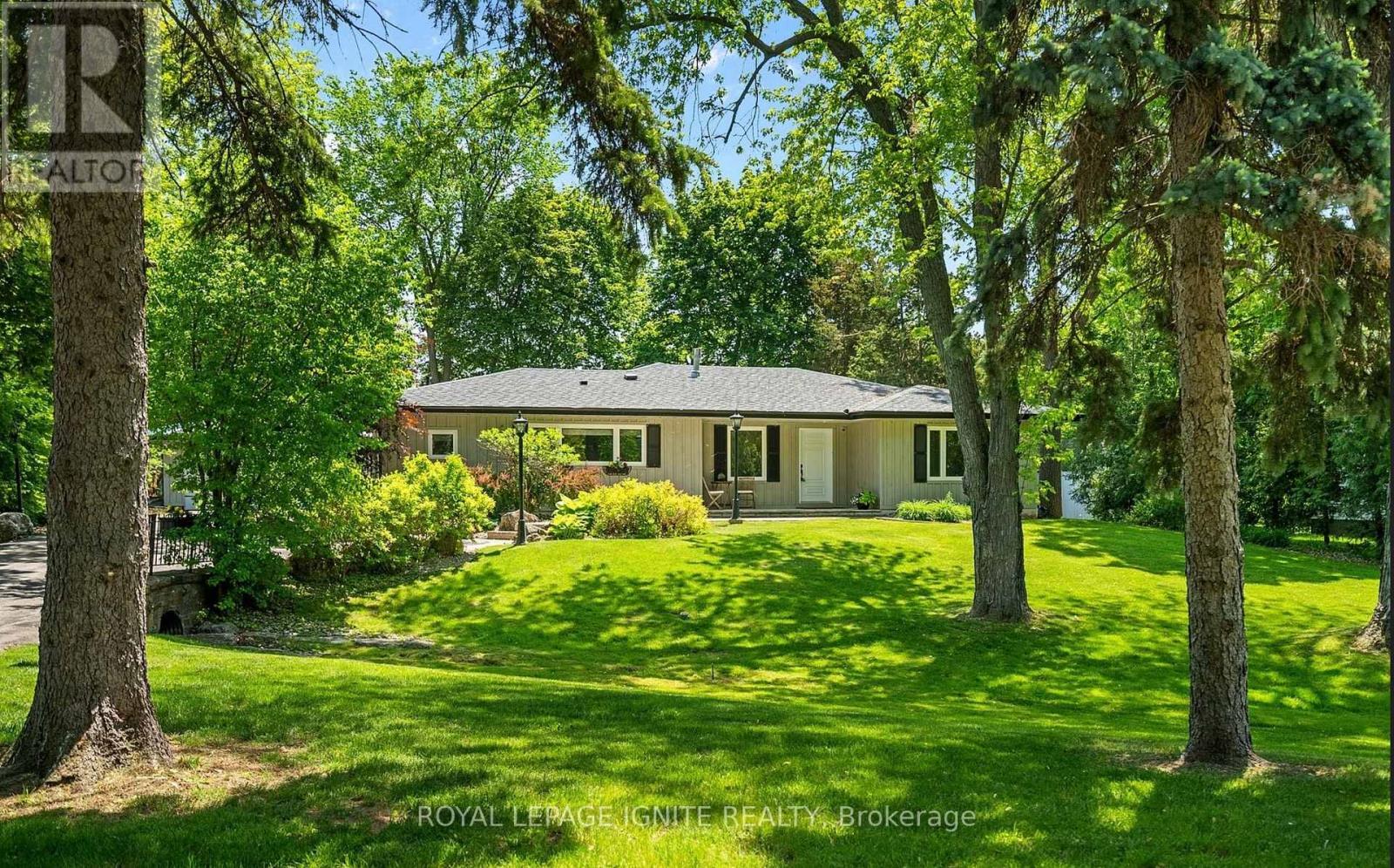 












930 OLD DERRY ROAD

,
Mississauga,




Ontario
L5W1A1

