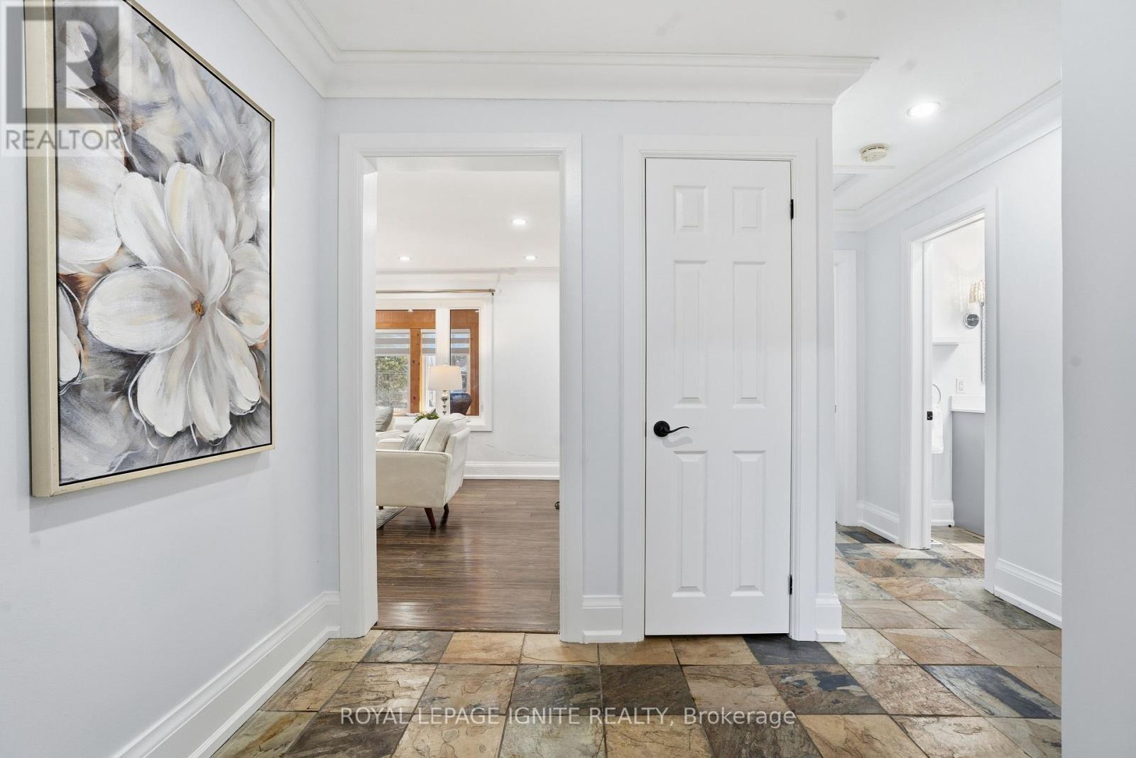 












930 OLD DERRY ROAD

,
Mississauga,




Ontario
L5W1A1

