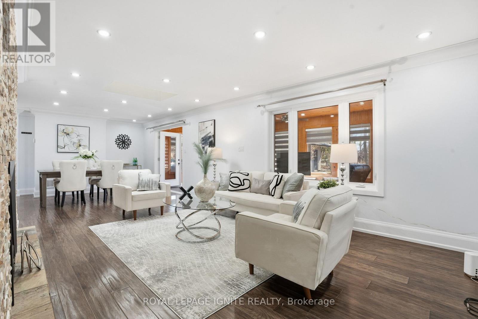 












930 OLD DERRY ROAD

,
Mississauga,




Ontario
L5W1A1

