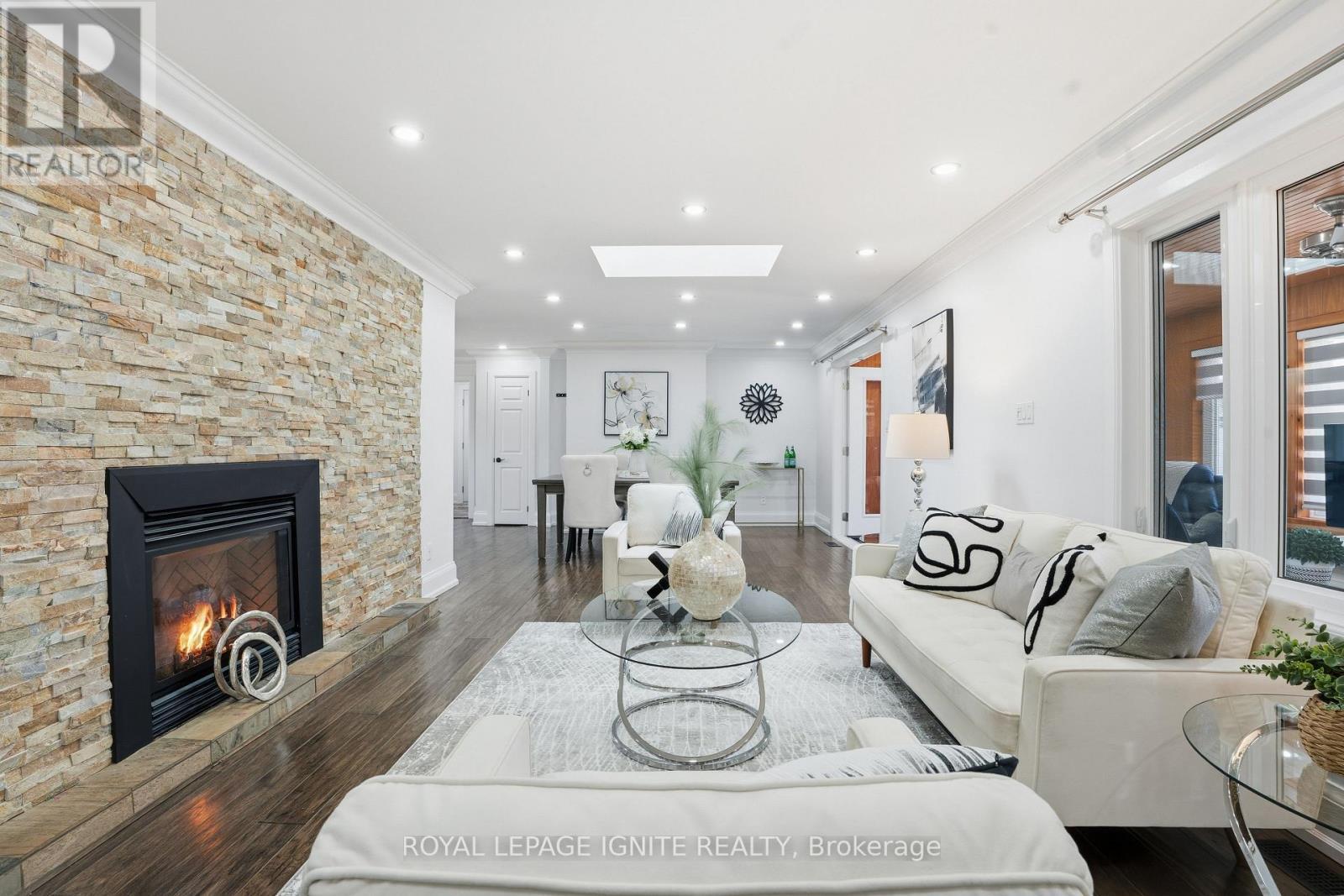 












930 OLD DERRY ROAD

,
Mississauga,




Ontario
L5W1A1


