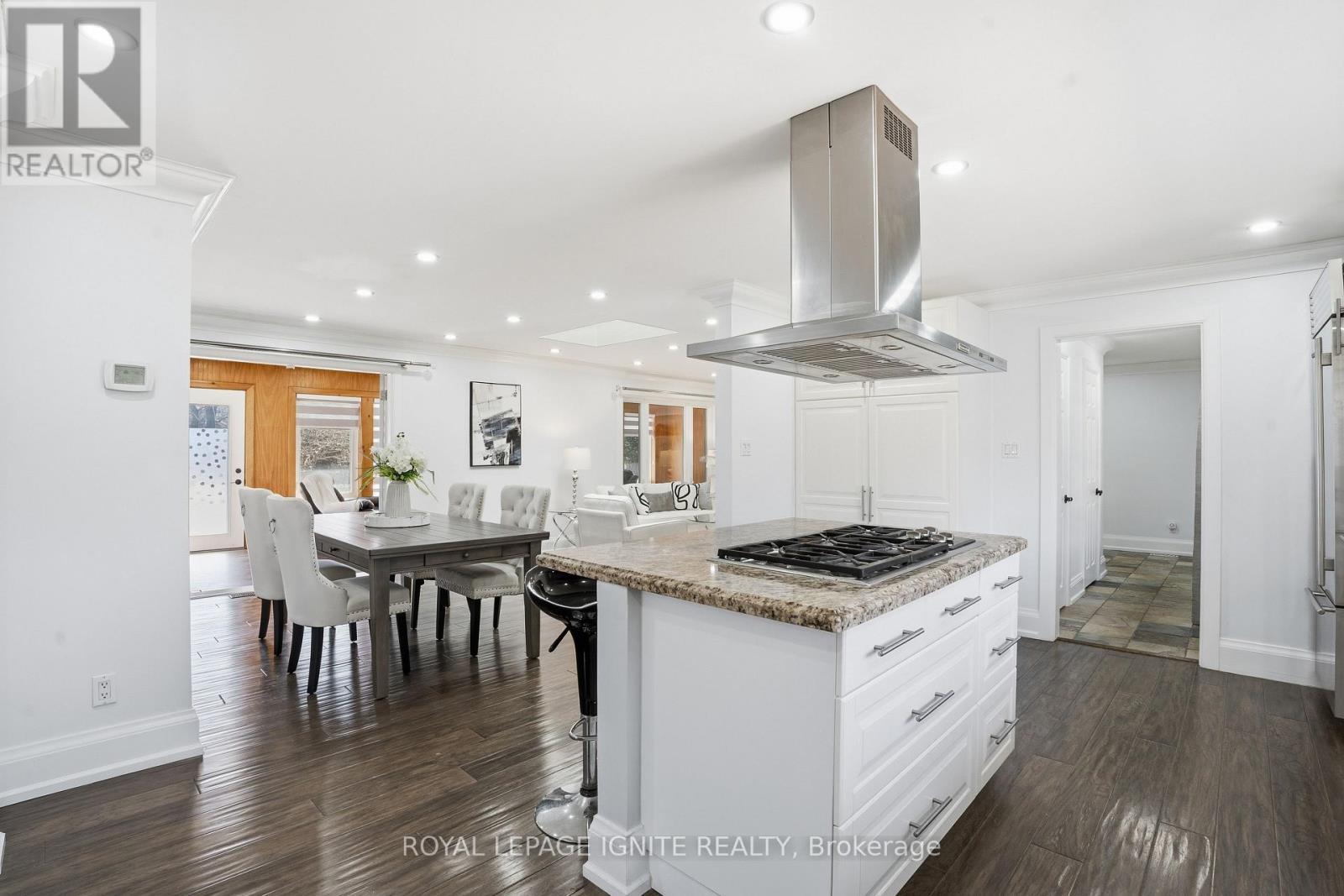 












930 OLD DERRY ROAD

,
Mississauga,




Ontario
L5W1A1

