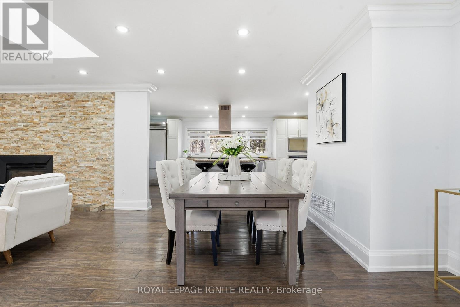 












930 OLD DERRY ROAD

,
Mississauga,




Ontario
L5W1A1

