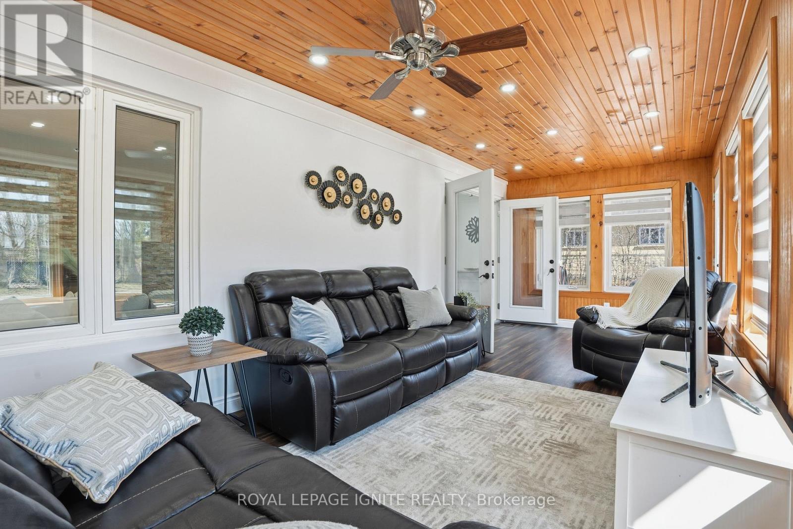 












930 OLD DERRY ROAD

,
Mississauga,




Ontario
L5W1A1

