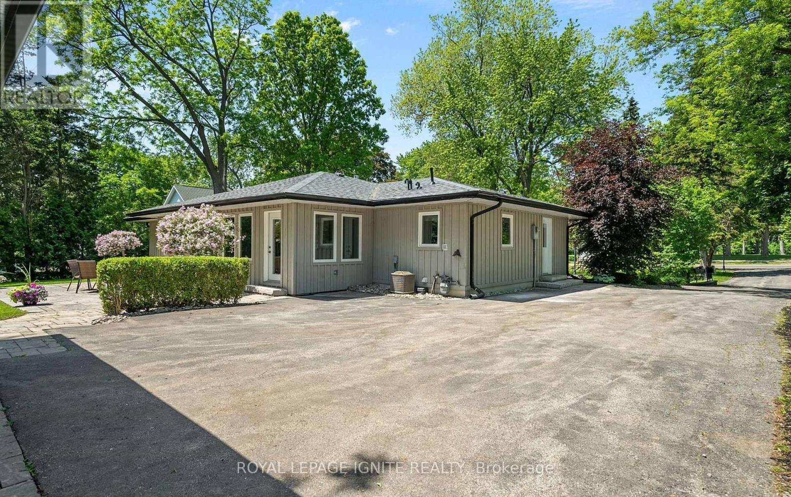 












930 OLD DERRY ROAD

,
Mississauga,




Ontario
L5W1A1

