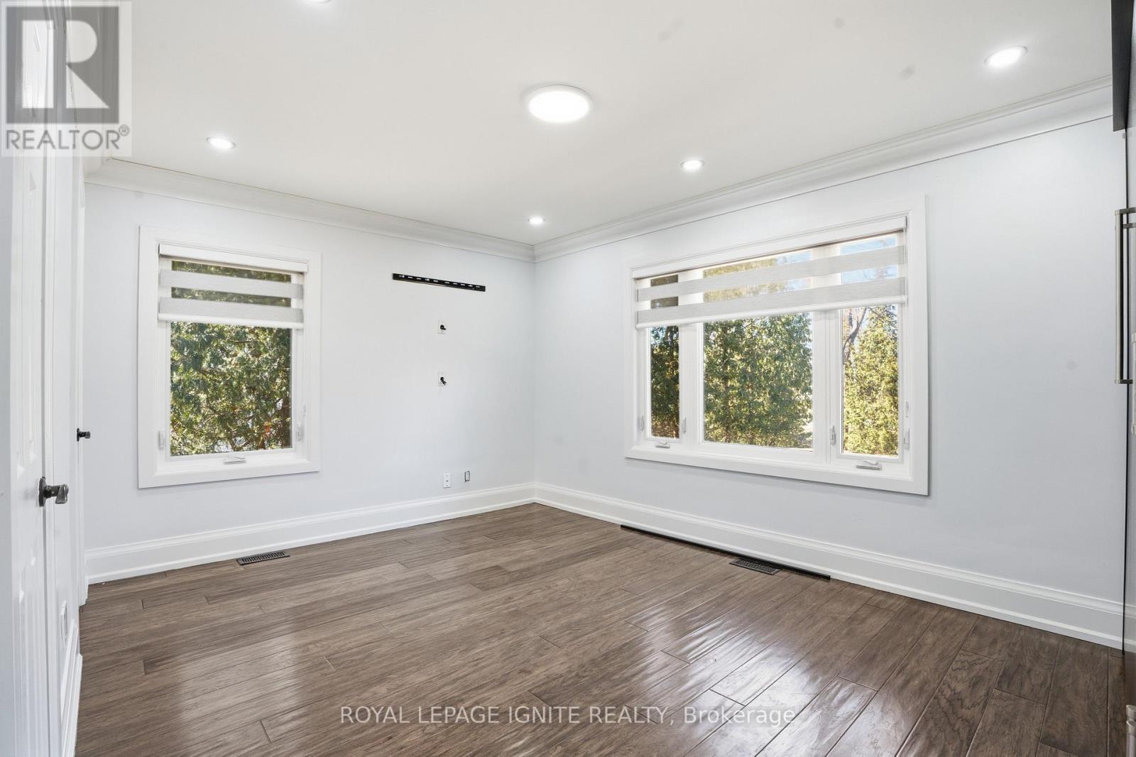 












930 OLD DERRY ROAD

,
Mississauga,




Ontario
L5W1A1

