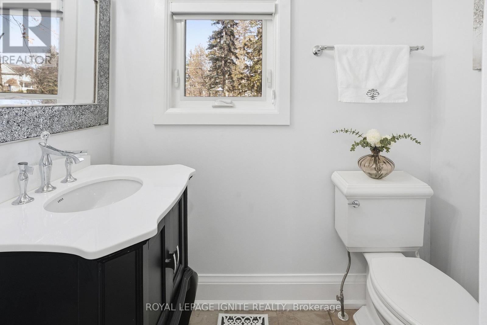 












930 OLD DERRY ROAD

,
Mississauga,




Ontario
L5W1A1


