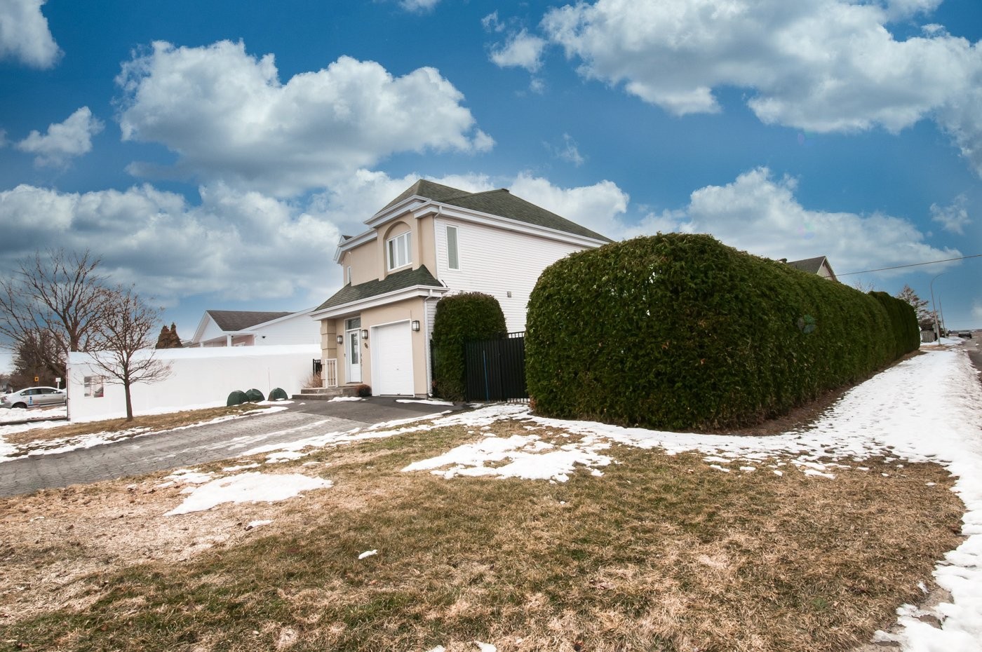 









96


Rue Mansart

,
Saint-Jean-sur-Richelieu,




QC
J2W1L3

