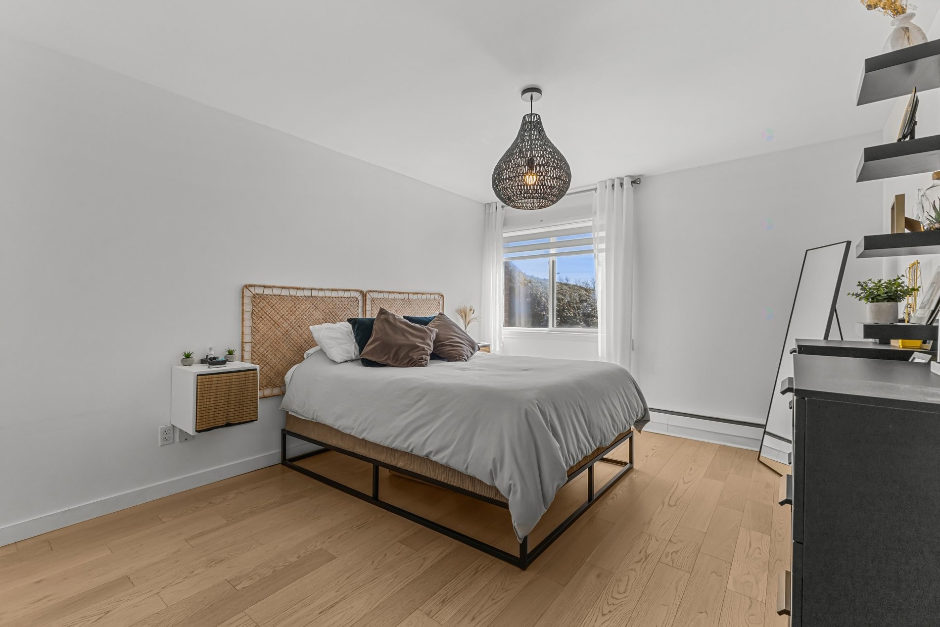 









103


Rue Angora

, 104,
Dollard-des-Ormeaux,




QC
H9B1W6

