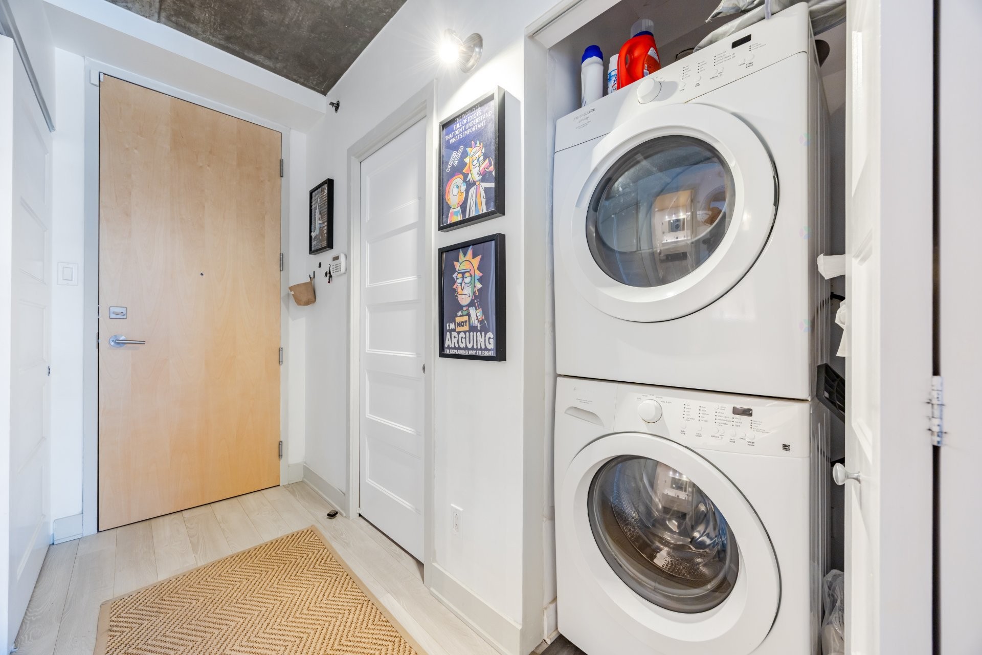 









190


Rue Murray

, 205,
Montréal (Le Sud-Ouest),




QC
H3C2C7

