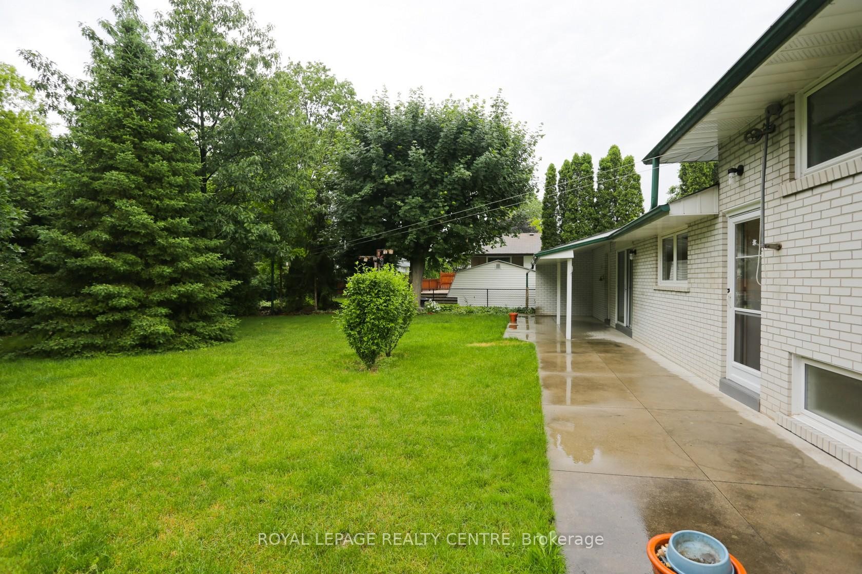 









2341


Genevieve

Drive,
Mississauga,




ON
L5A 2M2

