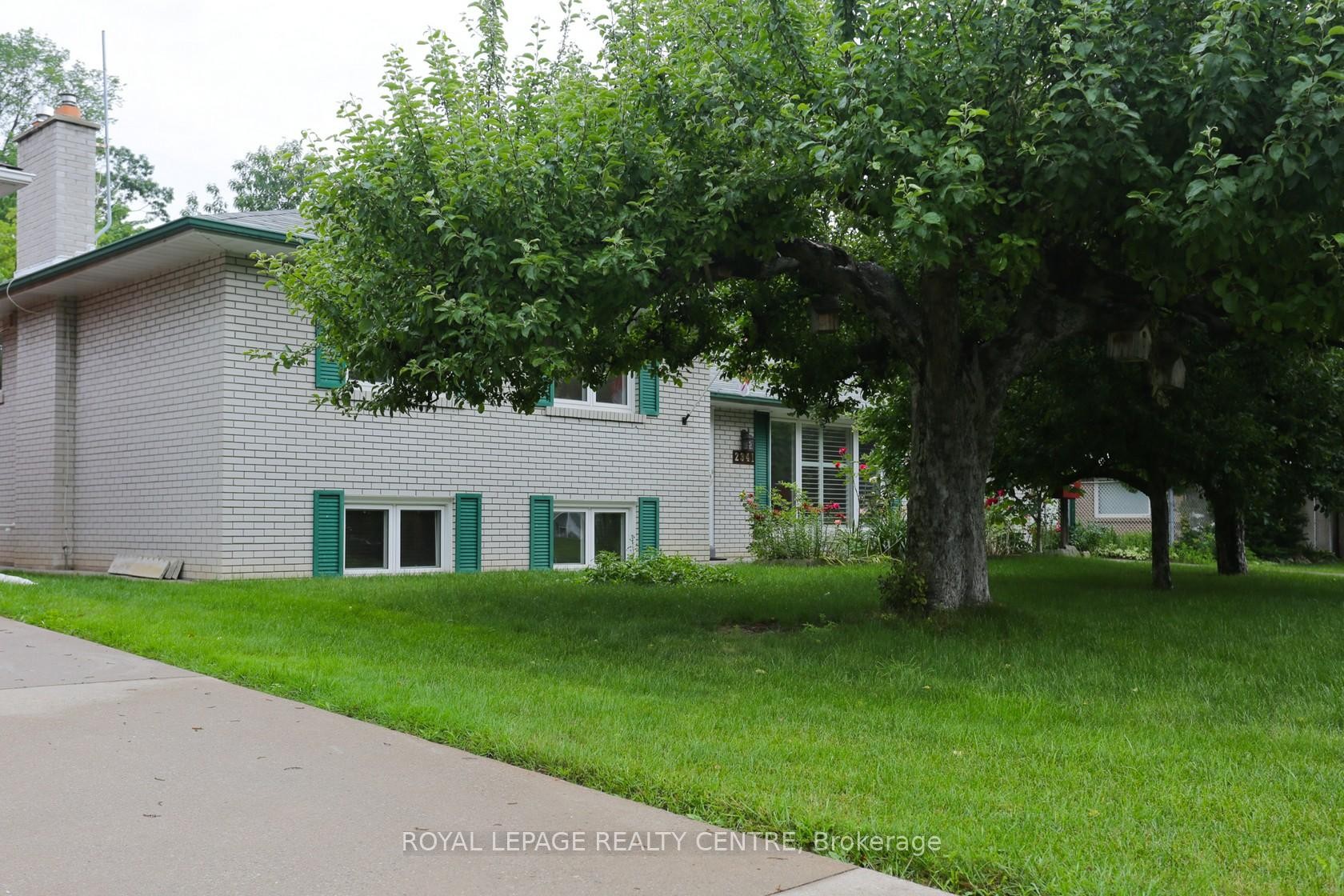 









2341


Genevieve

Drive,
Mississauga,




ON
L5A 2M2

