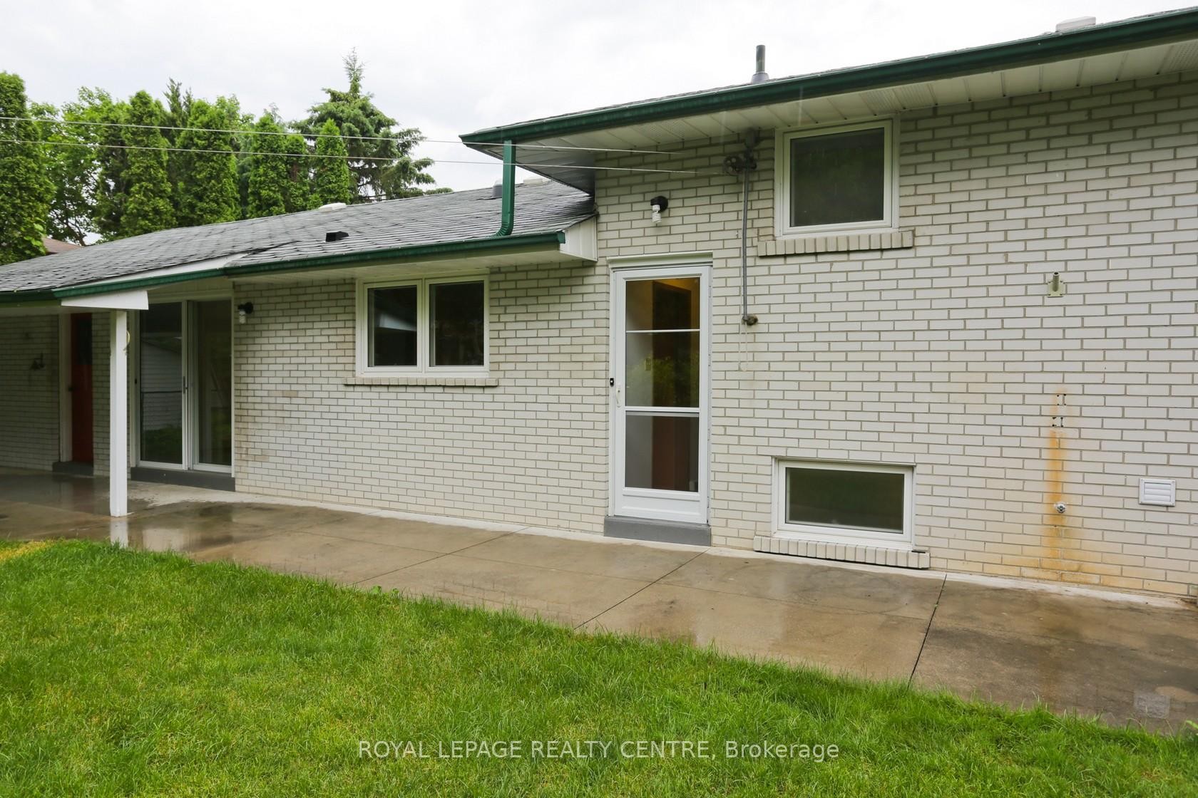 









2341


Genevieve

Drive,
Mississauga,




ON
L5A 2M2

