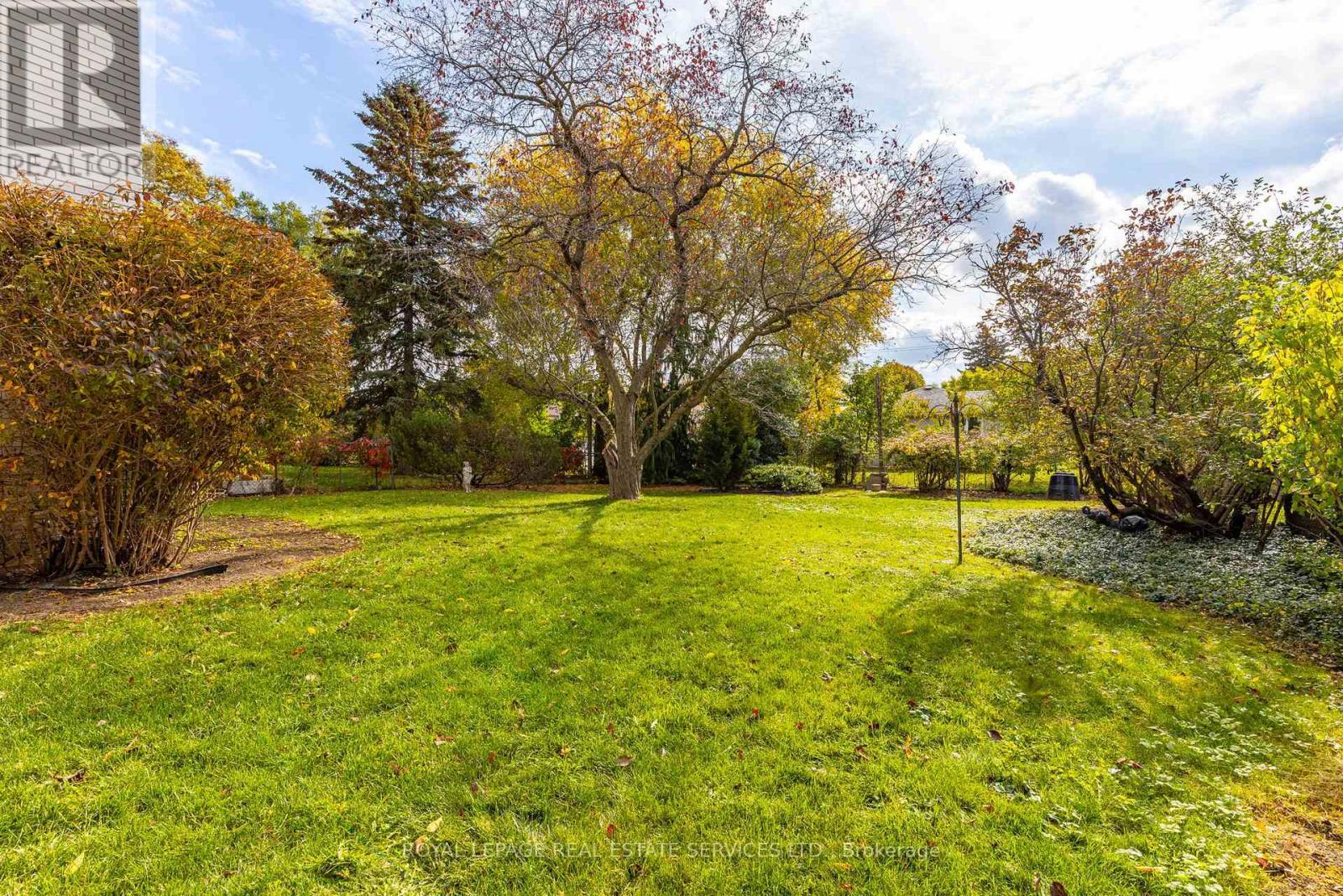 












29 DOVERWOOD COURT

,
Toronto,




Ontario
M2M2G6

