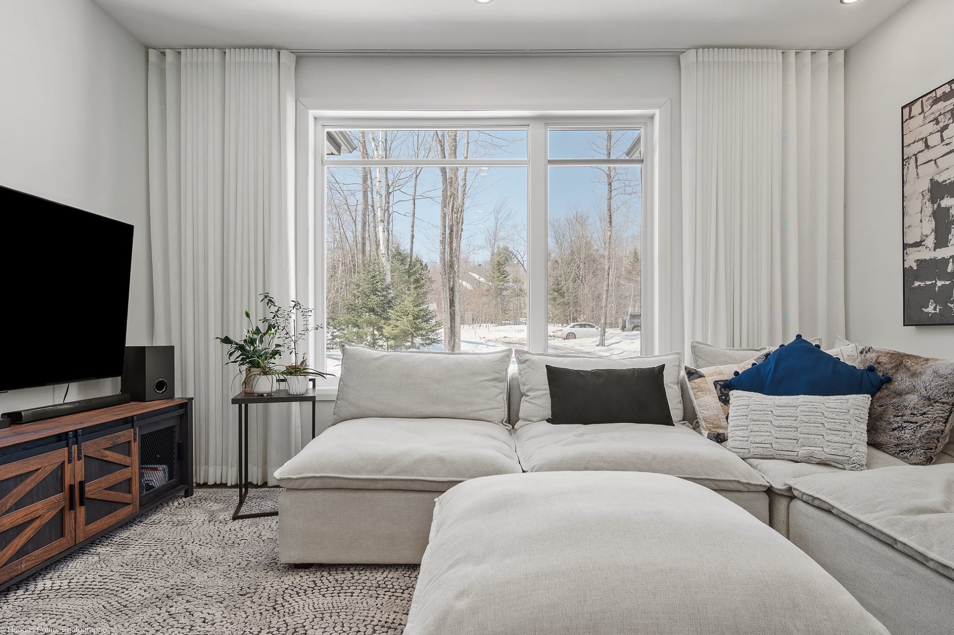 









275


Rue des Grands-Pics

,
Saint-Colomban,




QC
J5K0H7

