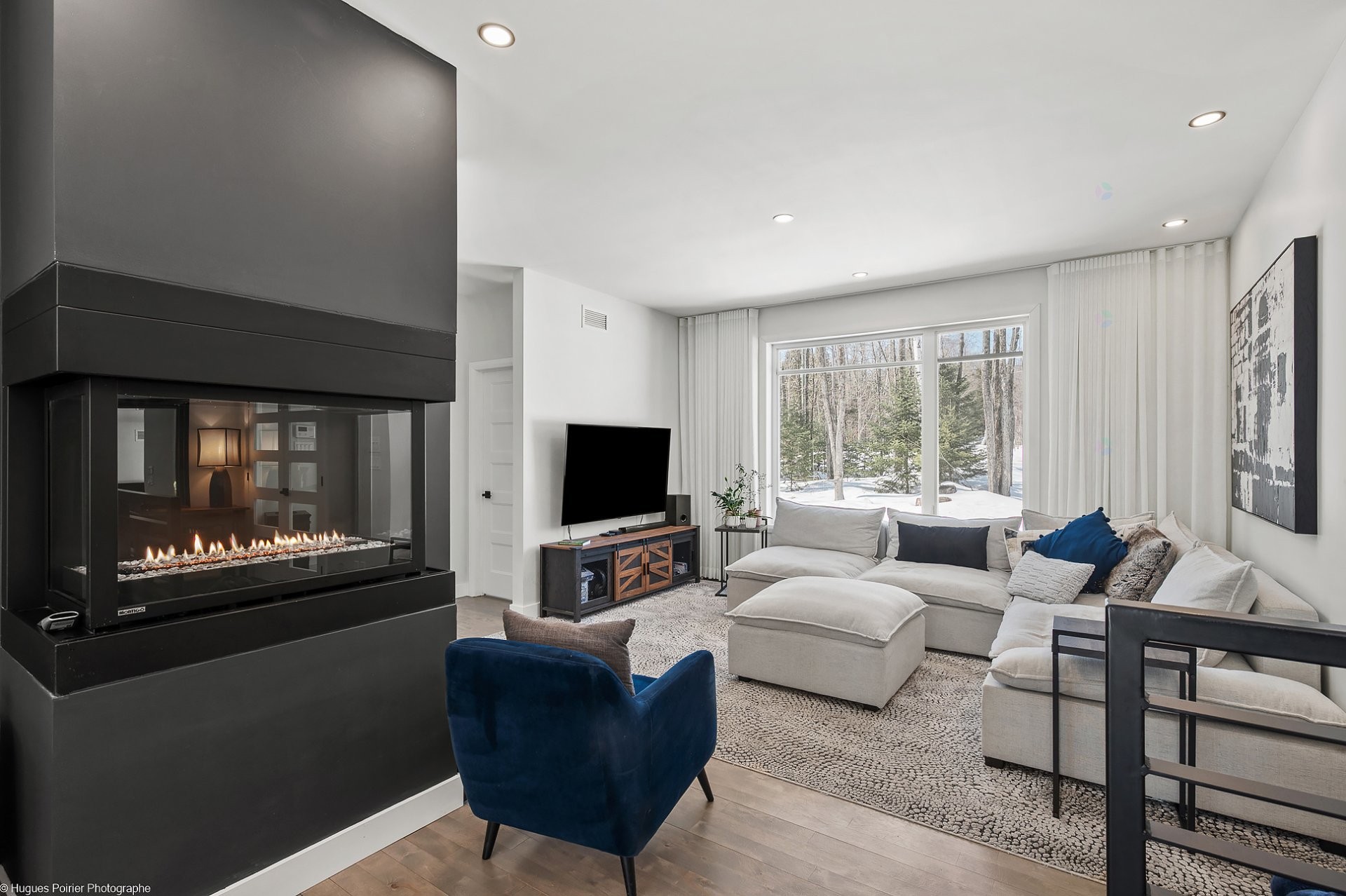 









275


Rue des Grands-Pics

,
Saint-Colomban,




QC
J5K0H7

