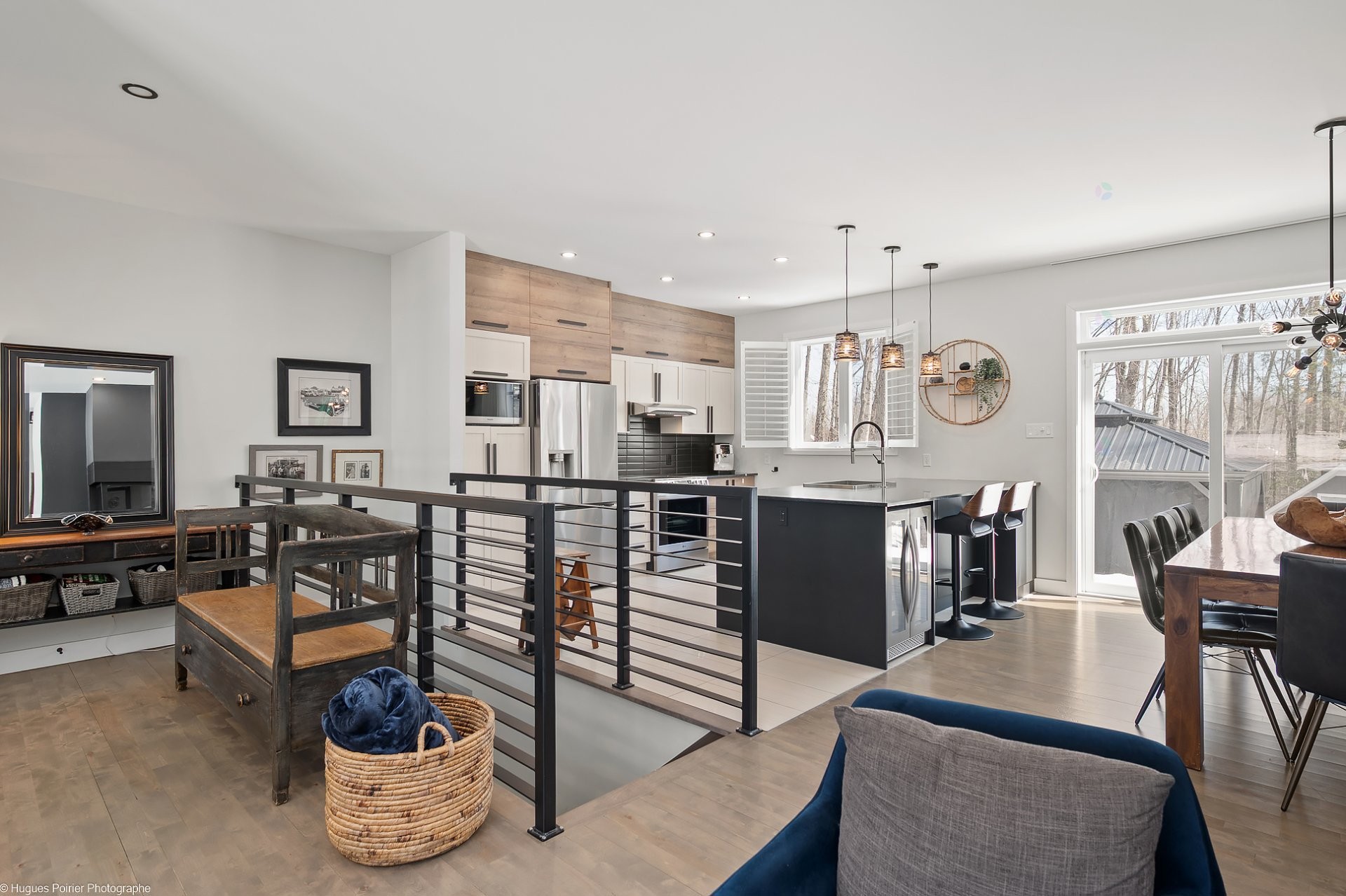 









275


Rue des Grands-Pics

,
Saint-Colomban,




QC
J5K0H7

