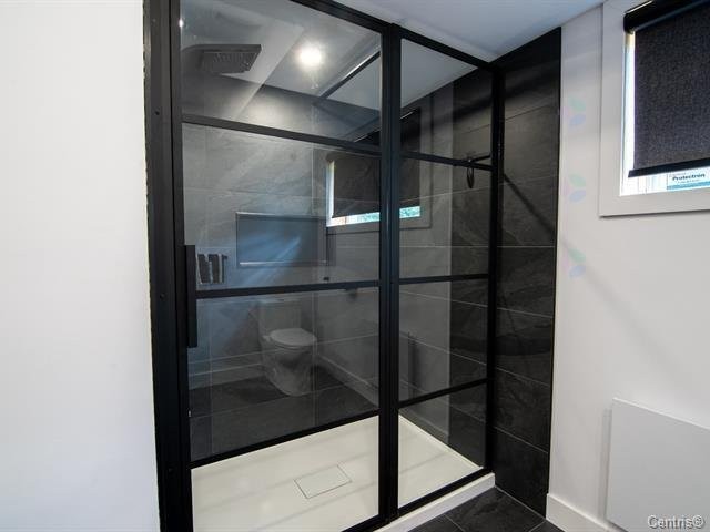 









275


Rue des Grands-Pics

,
Saint-Colomban,




QC
J5K0H7

