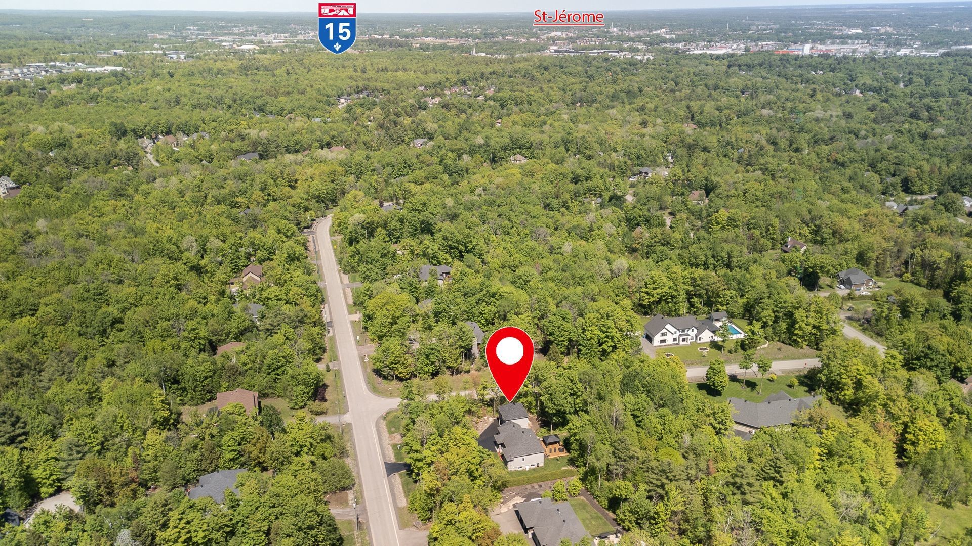 









275


Rue des Grands-Pics

,
Saint-Colomban,




QC
J5K0H7

